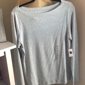 NWT Gap boat neck gray shirt.